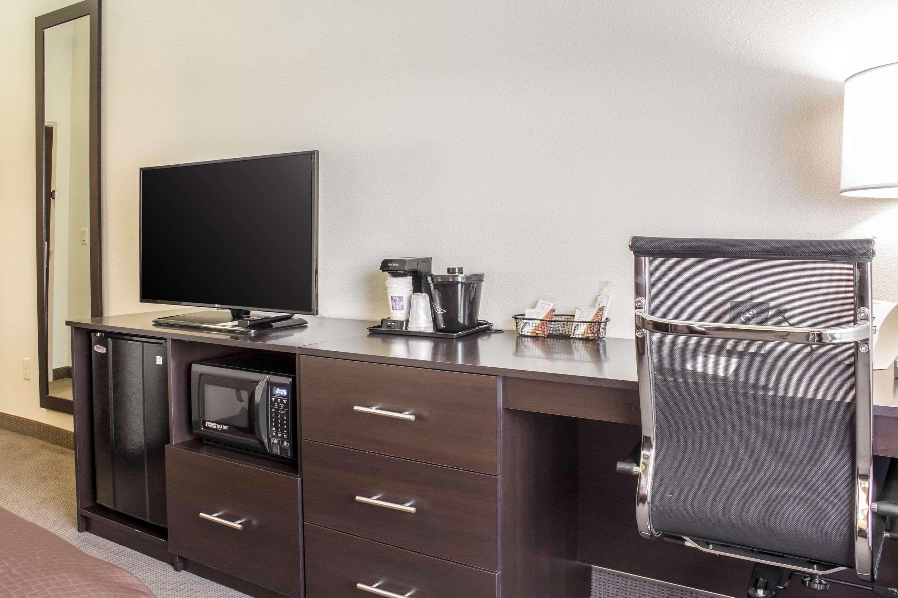 Sleep Inn & Suites Lincoln University Area Екстер'єр фото