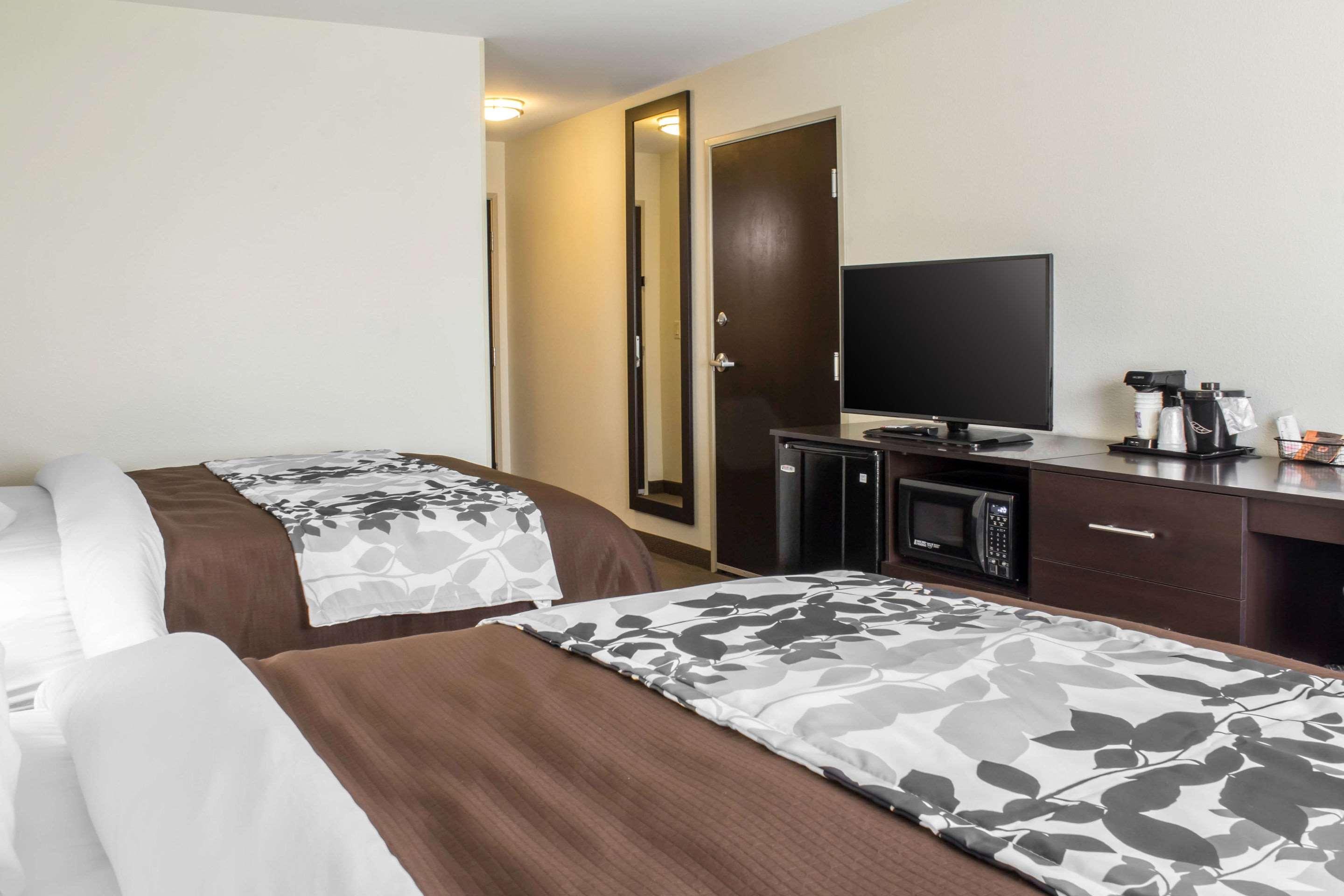 Sleep Inn & Suites Lincoln University Area Екстер'єр фото