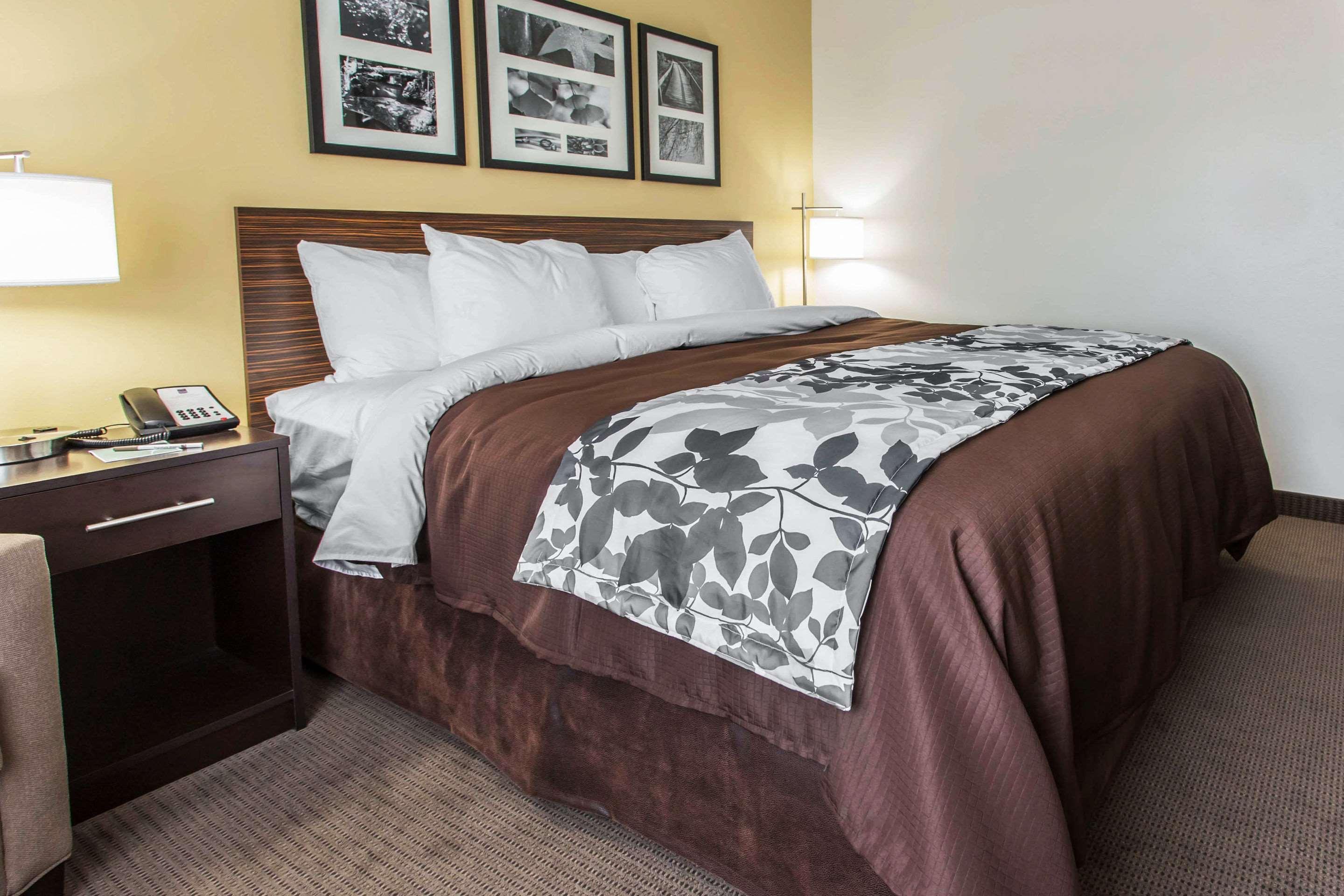 Sleep Inn & Suites Lincoln University Area Екстер'єр фото