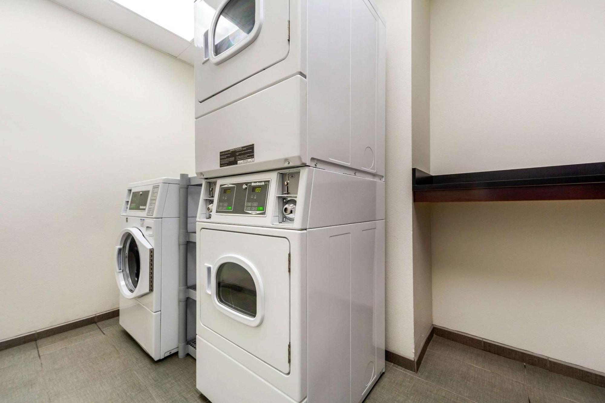 Sleep Inn & Suites Lincoln University Area Екстер'єр фото
