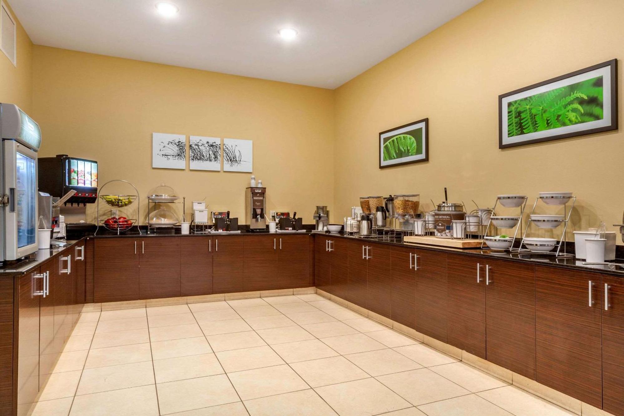Sleep Inn & Suites Lincoln University Area Екстер'єр фото