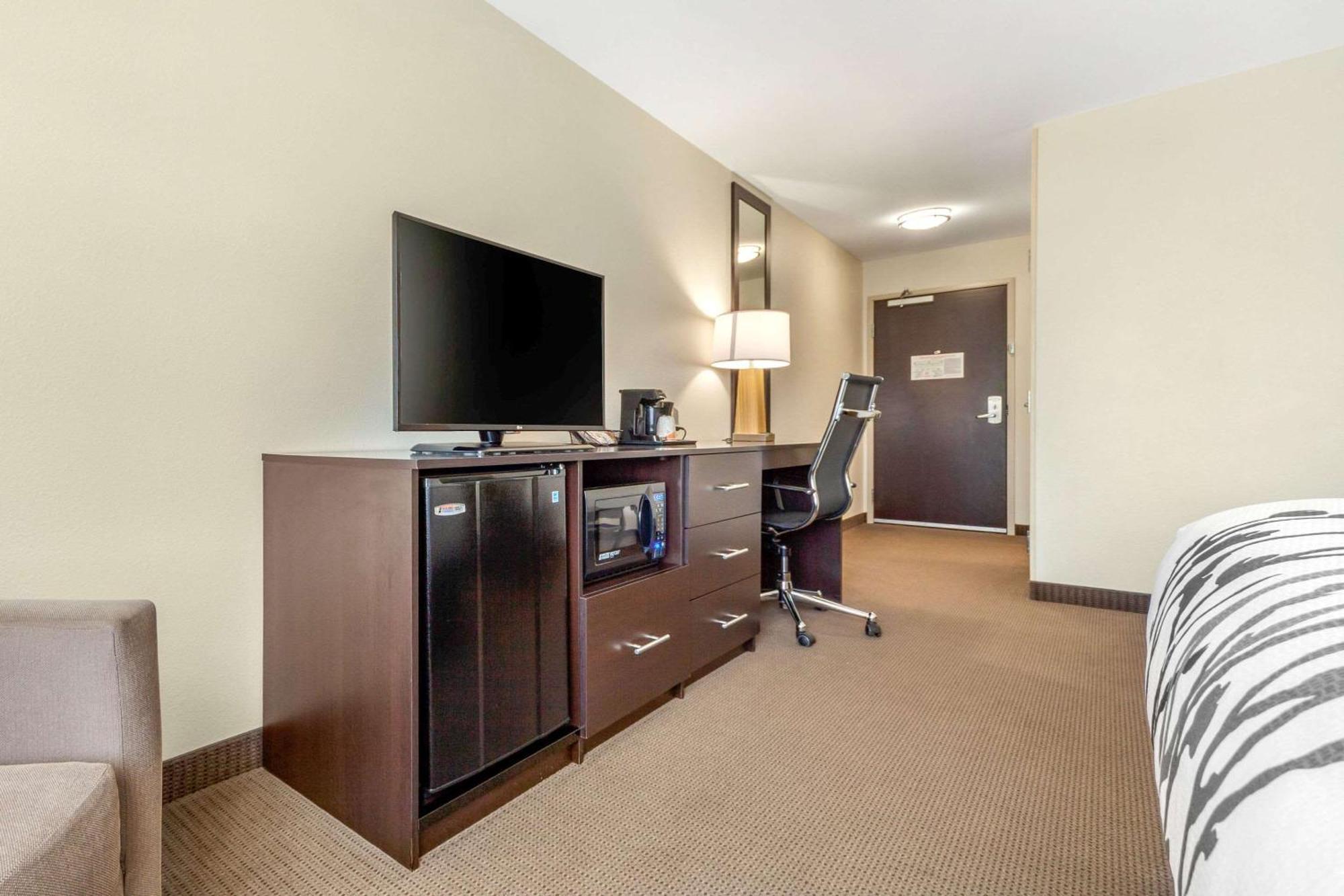 Sleep Inn & Suites Lincoln University Area Екстер'єр фото