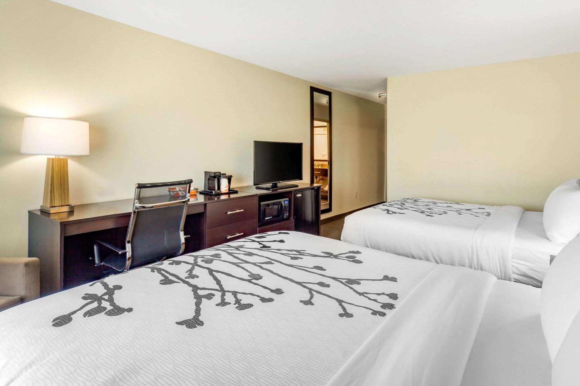 Sleep Inn & Suites Lincoln University Area Екстер'єр фото