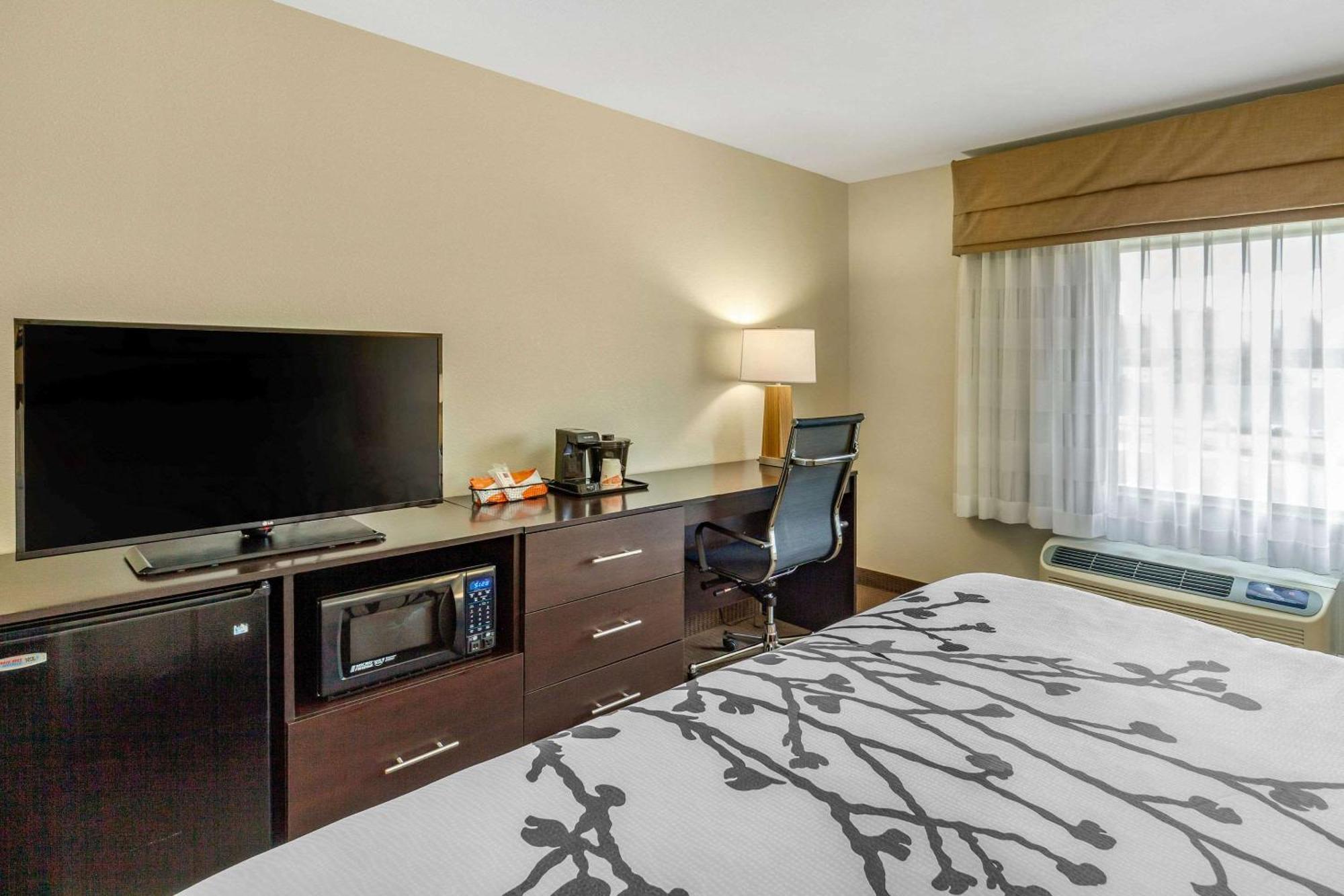 Sleep Inn & Suites Lincoln University Area Екстер'єр фото