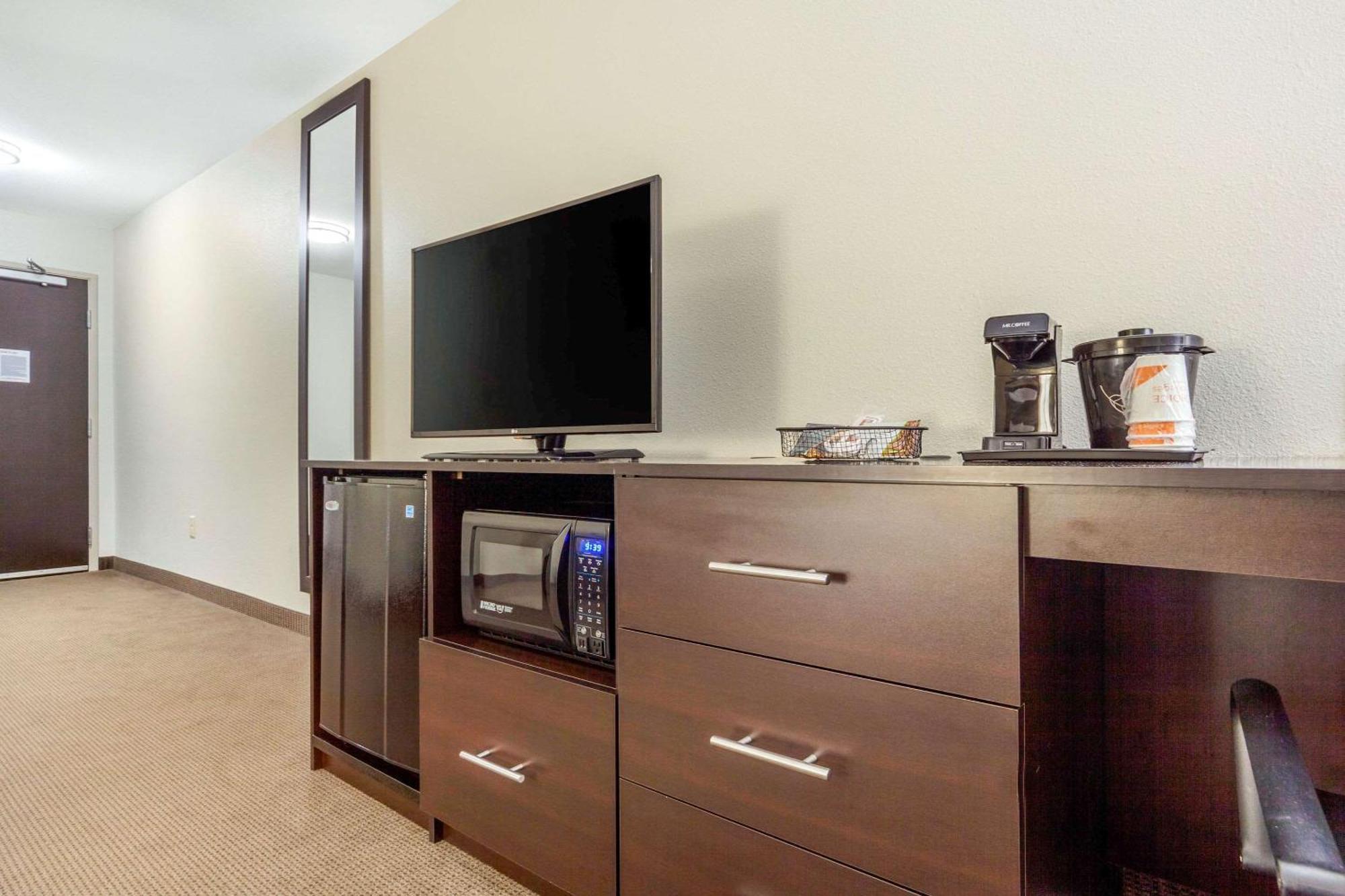 Sleep Inn & Suites Lincoln University Area Екстер'єр фото